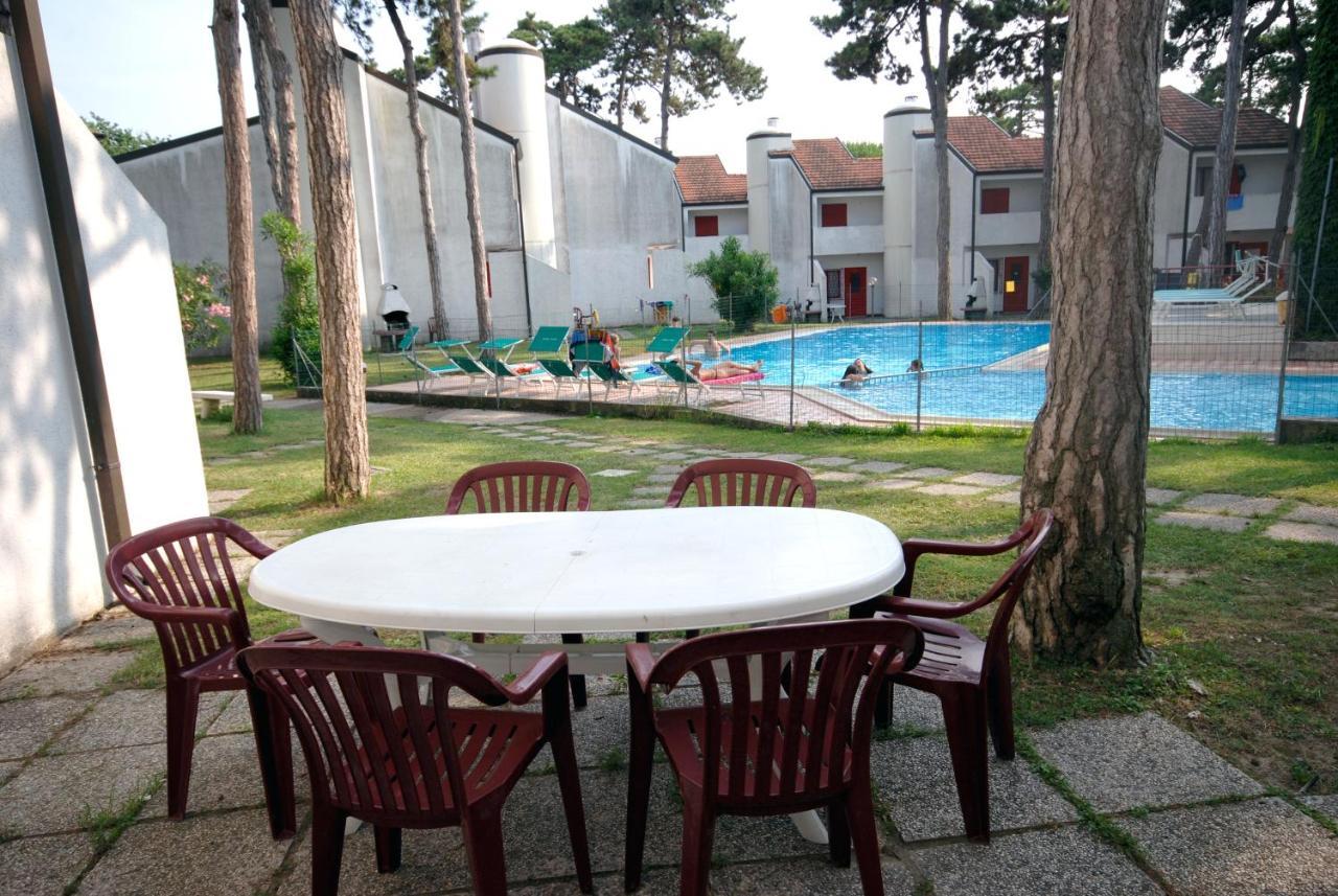 Holiday Village Lignano Sabbiadoro Exterior foto